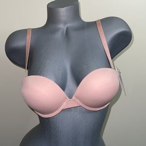 Super Push Up Multi-way Strapless Bra 3 Hooks. Ilys  Lumie Brand & Silicon Band.